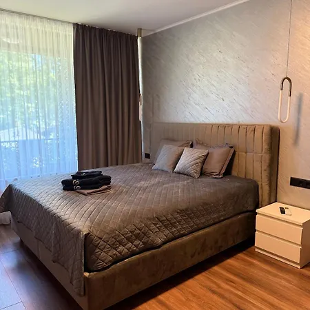 Апартаменти Forest Club Premium Варна