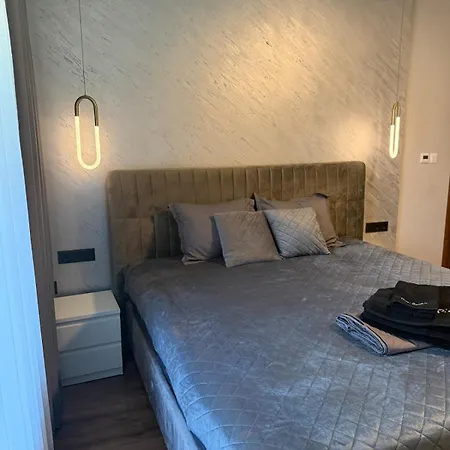 Forest Club Premium Апартаменти *