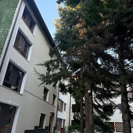 Апартаменти Forest Club Premium *